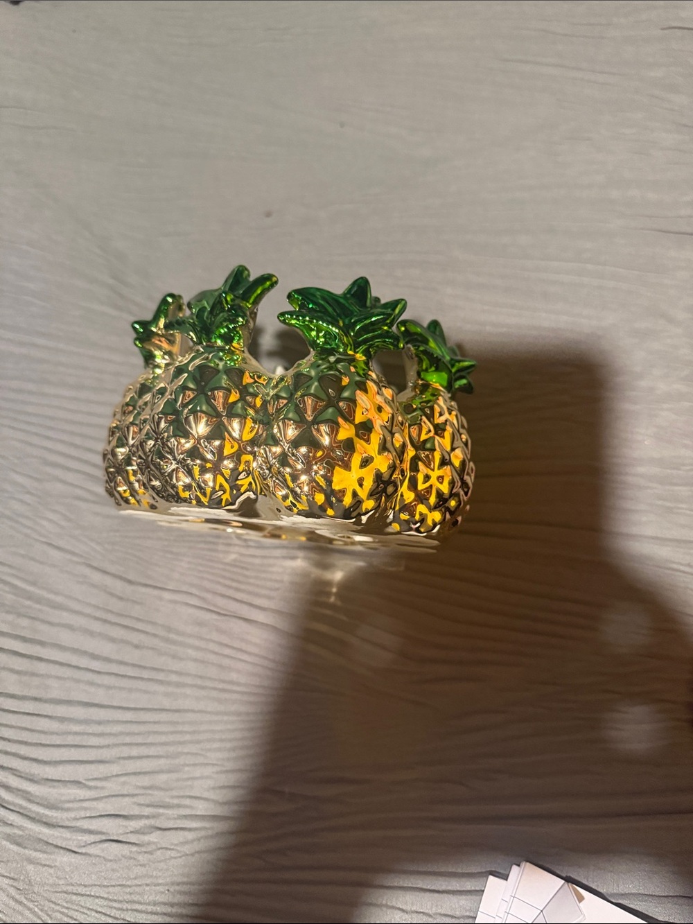 Gold Ceramic pineapple candle holder - Picture 2 of 3